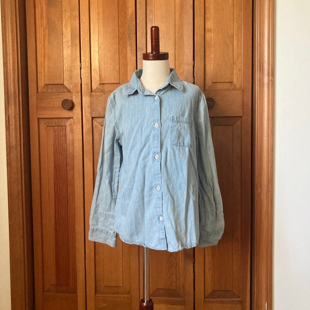 Cat & Jack Chambray Girls Buttondown Shirt, Size 10/12